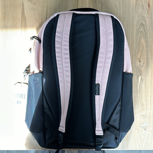 Backpack (Inbound Pack) in Misty Rose - Picture 2 of 8